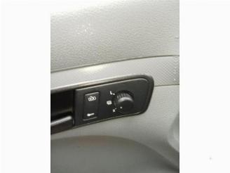 Volkswagen Caddy Caddy III (2KA,2KH,2CA,2CH), Van, 2004 / 2015 2.0 SDI picture 9