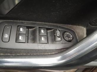 Peugeot 2008 2008 (CU), MPV, 2013 / 2019 1.6 VTI 16V picture 6