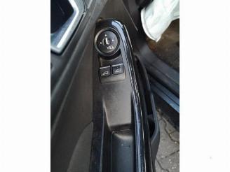 Ford Fiesta Fiesta 6 (JA8), Hatchback, 2008 / 2018 1.0 EcoBoost 12V 125 picture 16