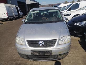 Coche siniestrado Volkswagen Touran Touran (1T1/T2), MPV, 2003 / 2010 1.9 TDI 90 2006