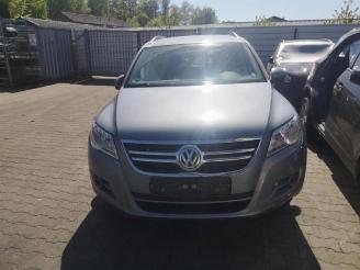 Vrakbiler auto Volkswagen Tiguan Tiguan (5N1/2), SUV, 2007 / 2018 2.0 TDI 16V 4Motion 2009/0