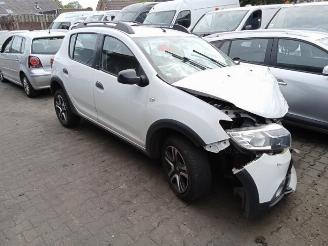 Vrakbiler auto Dacia Sandero Sandero II, Hatchback, 2012 0.9 TCE 12V 2017/12