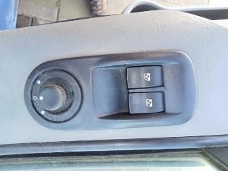 Renault Trafic Trafic New (JL), Bus, 2001 / 2015 1.9 dCi 100 16V picture 24