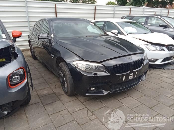 BMW 5-serie 5 serie (F10), Sedan, 2009 / 2016 520d 16V
