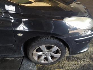 Peugeot 307 307 CC (3B), Cabrio, 2003 / 2009 2.0 16V picture 35