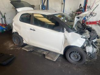 Vrakbiler auto Citroën C1 C1, Hatchback, 2014 / 2021 1.0 Vti 68 12V 2017/4