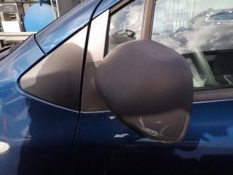 Toyota Yaris Yaris II (P9), Hatchback, 2005 / 2014 1.3 16V VVT-i picture 28
