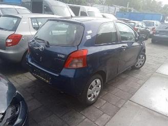 Toyota Yaris Yaris II (P9), Hatchback, 2005 / 2014 1.3 16V VVT-i picture 4