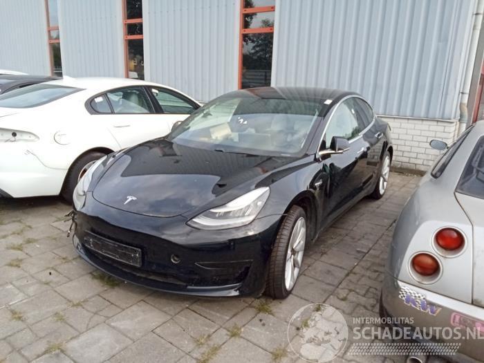 Tesla Model 3 Model 3, Sedan, 2017 Standard RWD Plus 60 kWh