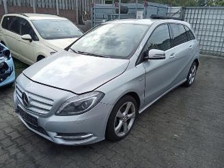 rozbiórka samochody osobowe Mercedes B-klasse B (W246/W242), Hatchback, 2011 / 2018 1.8 B-180 CDI BlueEFFICIENCY 16V 2012/4