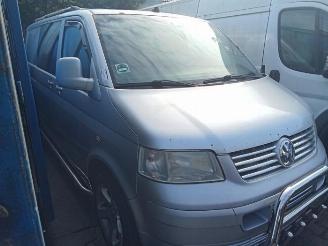 Coche siniestrado Volkswagen Transporter Transporter T5, Van, 2003 / 2015 2.5 TDi 2008