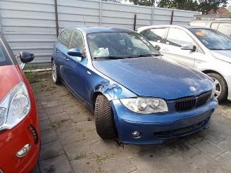Vrakbiler auto BMW 1-serie 1 serie (E87/87N), Hatchback 5-drs, 2003 / 2012 120i 16V 2006