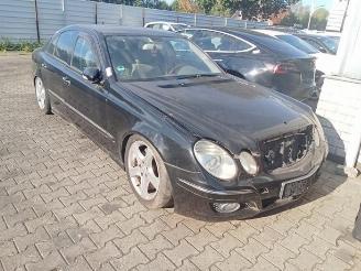 Coche siniestrado Mercedes E-klasse  2006