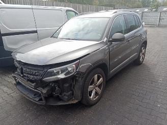 Uttjänta bilar auto Volkswagen Tiguan Tiguan (5N1/2), SUV, 2007 / 2018 1.4 TSI 16V 2015/0