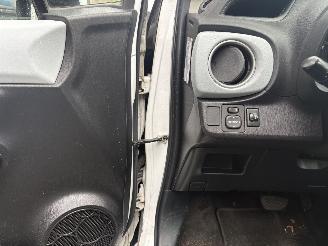 Toyota Yaris 1.5 Full Hybrid Dynamic picture 9