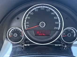Volkswagen Up! 1.0 high up! BlueMotion picture 16