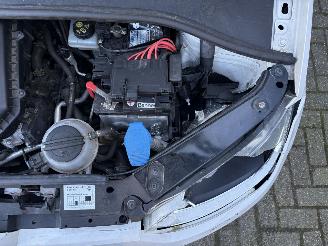 Volkswagen Up! 1.0 high up! BlueMotion picture 8