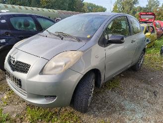demontáž osobní automobily Toyota Yaris 1.0 VVTi 2006/10