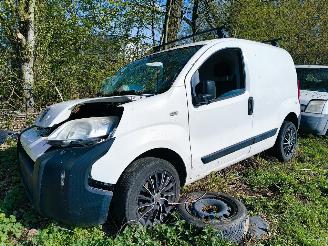 Unfallwagen Peugeot Bipper Peugeot Bipper 1.3 HDi XR Profit + 2015 2015/1