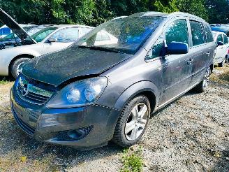 Coche accidentado Opel Zafira Opel Zafira 1.8 Cosmo 2011/1