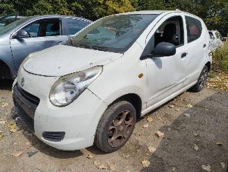 Coche siniestrado Suzuki Alto 1.0 Comfort 2010/1