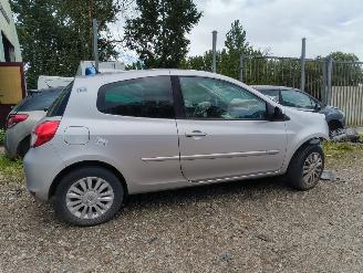 Uttjänta bilar auto Renault Clio 1.2 Collection 2010/10