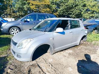 Salvage car Suzuki Swift 1.3 GLS 2007/9