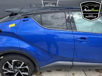 Toyota C-HR C-HR (X1,X5), SUV, 2016 2.0 16V Hybrid picture 6