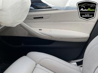 BMW 5-serie 5 serie Touring (G31), Combi, 2017 530i 2.0 TwinPower Turbo 16V Mild Hybrid picture 28