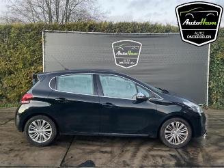 Auto da rottamare Peugeot 208 208 I (CA/CC/CK/CL), Hatchback, 2012 / 2019 1.2 Vti 12V PureTech 82 2016/3