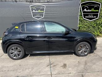 Démontage voiture Peugeot 208 208 II (UB/UH/UP), Hatchback 5-drs, 2019 e-208 50 kWh 2022/9