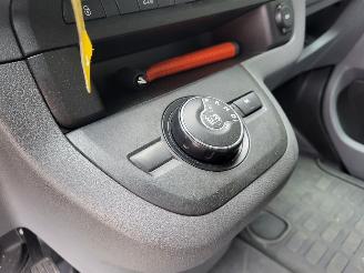 Opel Vivaro 2.0 CDTI 122 Bestel  Diesel 1.997cc 90kW (122pk) FWD 2019-03  D20DTL; DW10FE picture 13