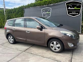 Renault Grand-scenic Grand Scenic III (JZ), MPV, 2009 / 2016 1.4 16V TCe 130 picture 2