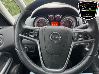 Opel Zafira Zafira Tourer (P12), MPV, 2011 / 2019 1.4 Turbo 16V Ecotec picture 12