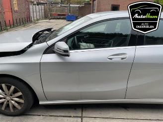 Mercedes A-klasse A (W176), Hatchback, 2012 / 2018 1.6 A-180 16V picture 6