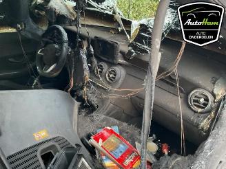 Mercedes GLC GLC (X253), SUV, 2015 / 2023 2.0 260 16V 4-Matic picture 12