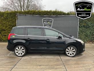Uttjänta bilar auto Peugeot 5008 5008 I (0A/0E), MPV, 2009 / 2017 1.6 THP 16V 2011/7