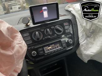 Volkswagen Up! Up! (121), Hatchback, 2011 1.0 12V 60 picture 20