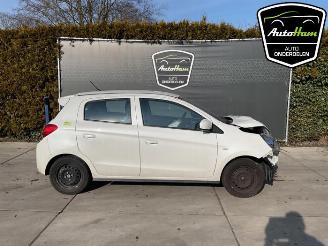 Coche siniestrado Mitsubishi Space-star Space Star (A0), Hatchback, 2012 1.0 12V 2019/4