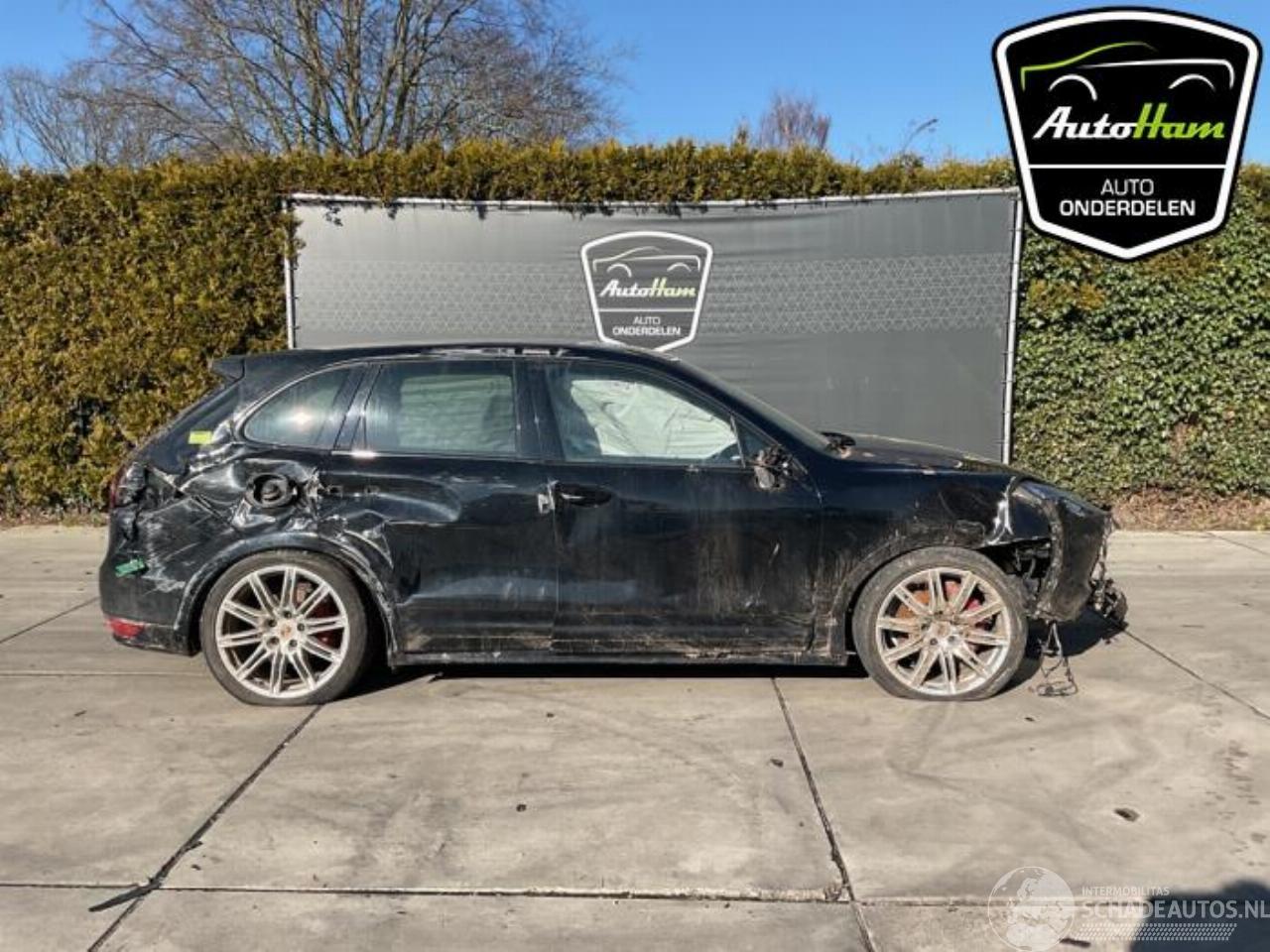 Porsche Cayenne Cayenne II (92A), SUV, 2010 / 2018 4.8 V8 32V GTS