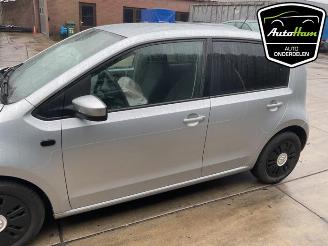 Volkswagen Up! Up! (121), Hatchback, 2011 1.0 12V 60 picture 5