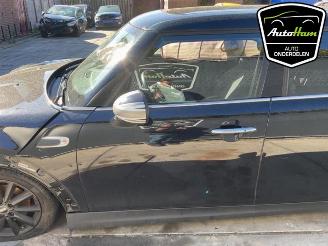 Mini Cooper Mini (F55), Hatchback 5-drs, 2013 1.5 12V Cooper picture 6