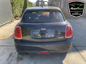 Mini Cooper Mini (F55), Hatchback 5-drs, 2013 1.5 12V Cooper picture 9