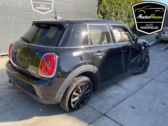 Mini Cooper Mini (F55), Hatchback 5-drs, 2013 1.5 12V Cooper picture 10