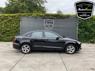 Vrakbiler auto Audi A3 A3 Limousine (8VS/8VM), Sedan, 2013 / 2020 1.6 TDI 16V 2017/11