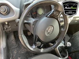 Toyota Aygo Aygo (B40), Hatchback, 2014 1.0 12V VVT-i picture 13