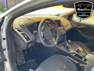 Ford Focus Focus 3 Wagon, Combi, 2010 / 2020 1.0 Ti-VCT EcoBoost 12V 125 picture 15