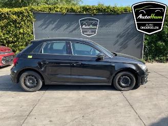 Vrakbiler auto Audi A1 A1 Sportback (8XA/8XF), Hatchback 5-drs, 2011 / 2018 1.4 TFSI 16V 122 2012/9
