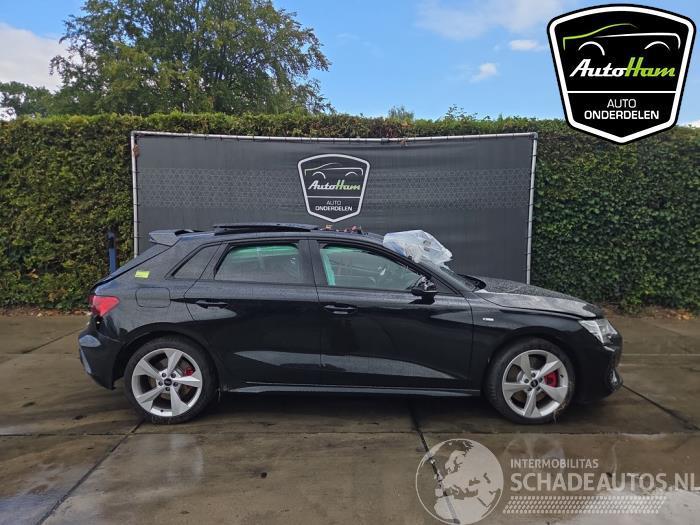 Audi A3 A3 Sportback (8YA), Hatchback 5-drs, 2019 1.5 45 TFSIe 16V