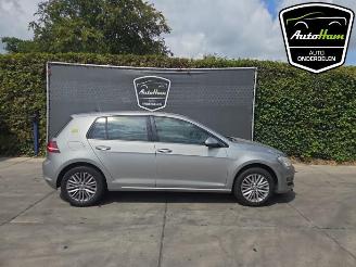 Vrakbiler auto Volkswagen Golf Golf VII (AUA), Hatchback, 2012 / 2021 1.2 TSI 16V 2014/2